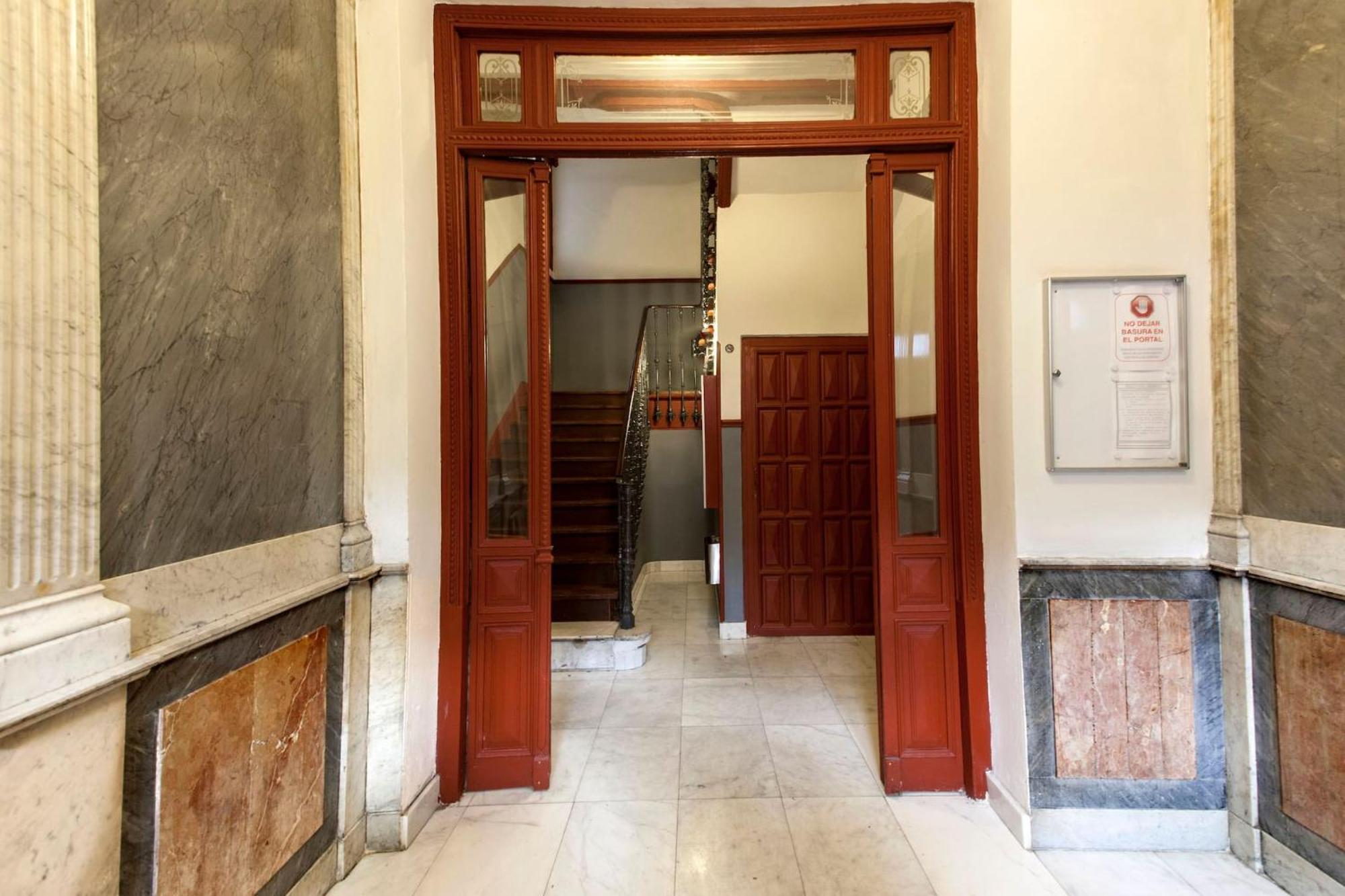 Apartment Day San Antonio Centro Gran Via Sol Malasana Madrid